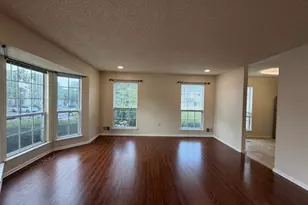 30 Columbus Dr, Franklin Township, NJ 08823 - Photo 4