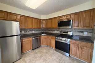 30 Columbus Dr, Franklin Township, NJ 08823 - Photo 6