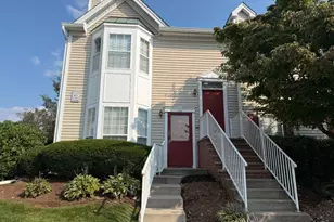 30 Columbus Dr, Franklin Township, NJ 08823 - Photo 2