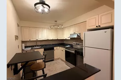 468A Liberty St #201, Little Ferry, NJ 07643 - Photo 8