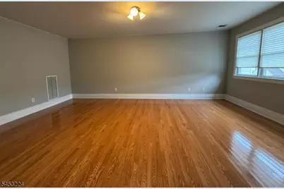 225 Sherman Ave, Berkeley Heights Township, NJ 07922 - Photo 12