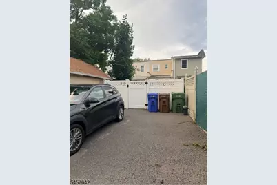 403 N Stiles St, Linden, NJ 07036 - Photo 2