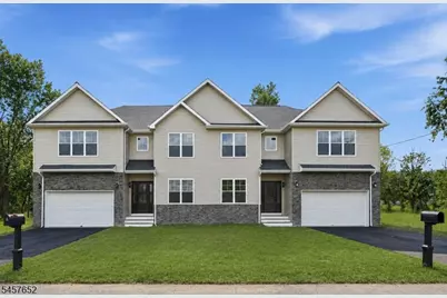 10A Delar Pkwy #A, Franklin Township, NJ 08823 - Photo 2