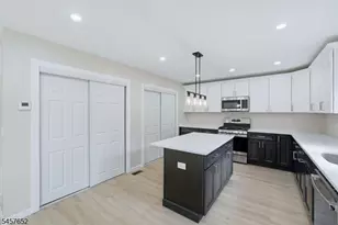 10A Delar Parkway, Franklin Township, NJ 08823 - Photo 8
