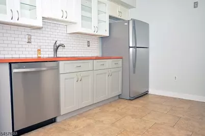 29 Barclay Ct, Lawrence Township, NJ 08648 - Photo 6