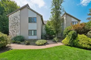 56 Roosevelt Blvd, North Caldwell, NJ 07006 - Photo 2