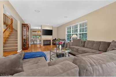 2 Shackamaxon Ter, Clinton Township, NJ 08801 - Photo 12