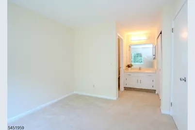 9 Evans Court, Bedminster Township, NJ 07921 - Photo 28