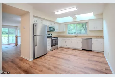 9 Evans Court, Bedminster Township, NJ 07921 - Photo 10