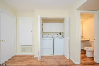 9 Evans Court, Bedminster Township, NJ 07921 - Photo 14