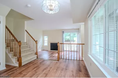 9 Evans Court, Bedminster Township, NJ 07921 - Photo 6