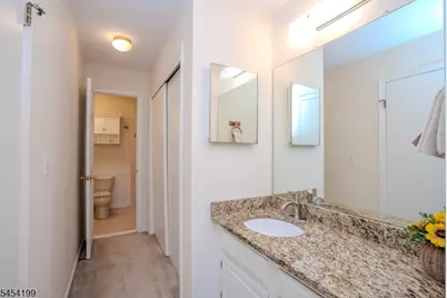 64 Sage Court, Bedminster Township, NJ 07921 - Photo 20