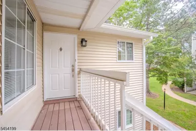 64 Sage Court, Bedminster Township, NJ 07921 - Photo 4