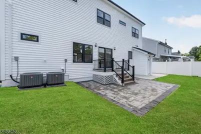 229 East Ln, Clark Township, NJ 07066 - Photo 40