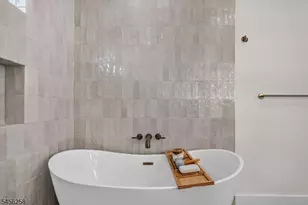 229 East Ln, Clark Township, NJ 07066 - Photo 28