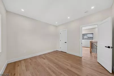 229 East Ln, Clark Township, NJ 07066 - Photo 32