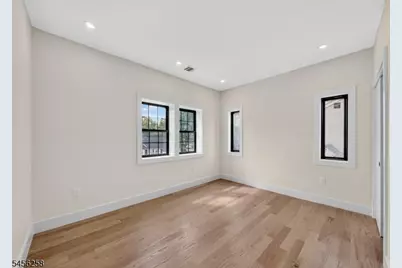 229 East Ln, Clark Township, NJ 07066 - Photo 30