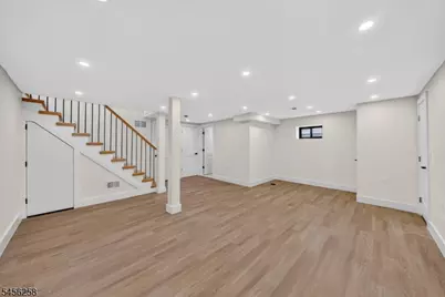 229 East Ln, Clark Township, NJ 07066 - Photo 36