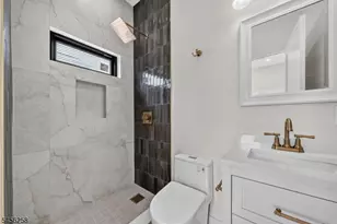 229 East Ln, Clark Township, NJ 07066 - Photo 20