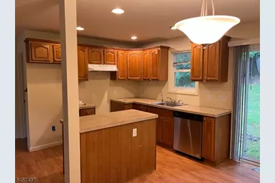 36 Jefferson Trl, Hopatcong, NJ 07843 - Photo 1