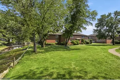 52 Lakeside Dr #A, Millburn, NJ 07041 - Photo 14