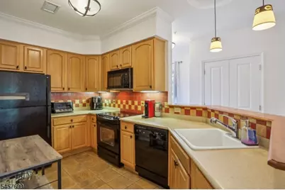 3 Maple Crescent #11, Vernon, NJ 07462 - Photo 8