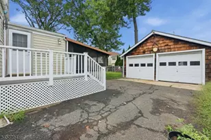 335 Dermody St, Roselle, NJ 07203 - Photo 22