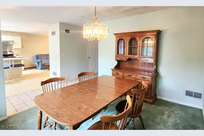 51 Peach Hill Ct, Ramsey, NJ 07446 - Photo 6