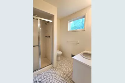 51 Peach Hill Ct, Ramsey, NJ 07446 - Photo 10