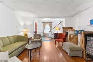 78 Girard Pl, Newark, NJ 07108 - Photo 8