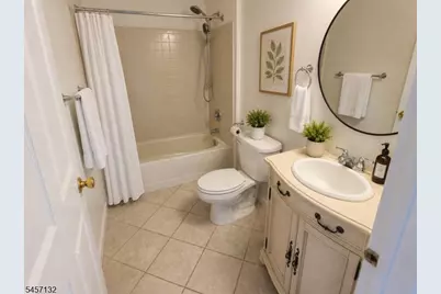 101 Reading Cir, Bridgewater, NJ 08807 - Photo 10