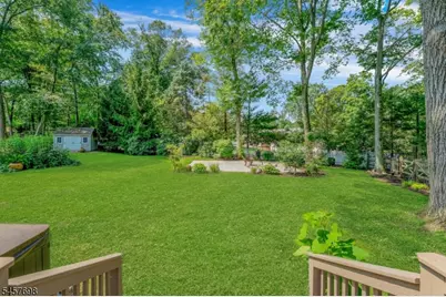27 Stone Fence Rd, Allendale, NJ 07401 - Photo 14