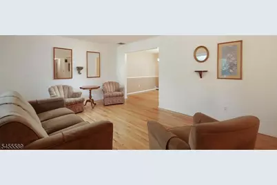 37 Ambar Pl, Bernardsville, NJ 07924 - Photo 4