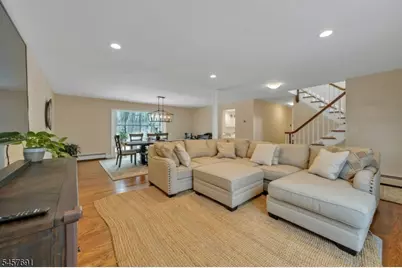 359 Hillview Ter, Franklin Lakes, NJ 07417 - Photo 6