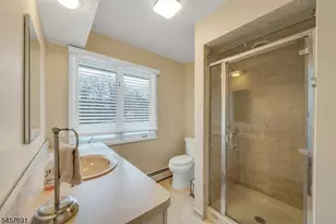 359 Hillview Terrace, Franklin Lakes, NJ 07417 - Photo 32