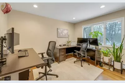 359 Hillview Ter, Franklin Lakes, NJ 07417 - Photo 34
