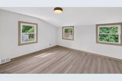 15 Elberta Rd, Maplewood, NJ 07040 - Photo 36