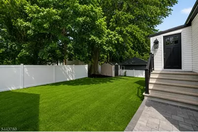 15 Elberta Rd, Maplewood, NJ 07040 - Photo 46