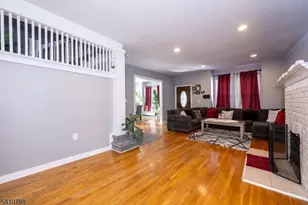32 Newfield St, East Orange, NJ 07017 - Photo 8