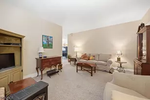 82 Maple Ave, Morristown, NJ 07960 - Photo 6