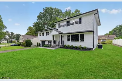 15 Haussler Ter, Clifton, NJ 07013 - Photo 2