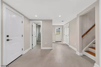 15 Haussler Ter, Clifton, NJ 07013 - Photo 20