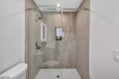 15 Haussler Ter, Clifton, NJ 07013 - Photo 28