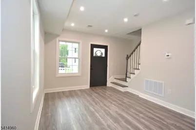 3 Brown St, Flemington, NJ 08822 - Photo 4