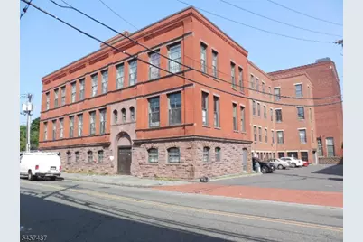18 Market Street #301, Paterson, NJ 07501 - Photo 2