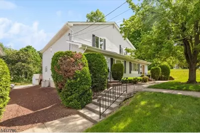 222 Eagle Rock Ave, Roseland, NJ 07068 - Photo 2