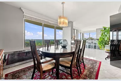 1 Claridge Dr #917, Verona, NJ 07044 - Photo 14