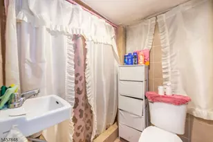 254 Franklin St, Bloomfield, NJ 07003 - Photo 12