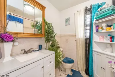 254 Franklin St, Bloomfield, NJ 07003 - Photo 8