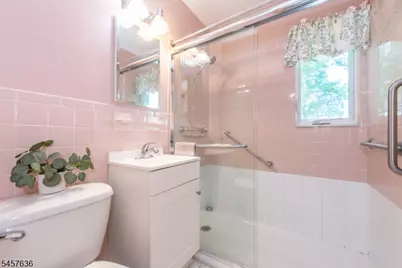 149 Anderson Pkwy, Cedar Grove, NJ 07009 - Photo 12